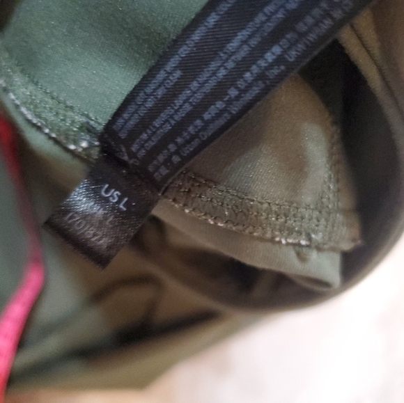 Free People Movement Genesis Yoga 7/8 Legging. Crop. 24". Green. High Rise. L. - Picture 8 of 11